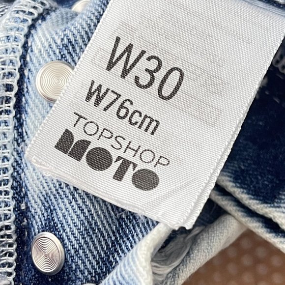 TOPSHOP Womens 30 Tall Stone Acid Wash Denim High Rise Button Fly Shorts Y2K - Picture 8 of 9